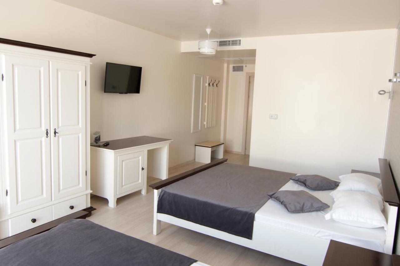 Hotel Merty Constanţa Extérieur photo